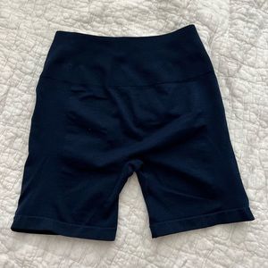 Aurola Shorts
